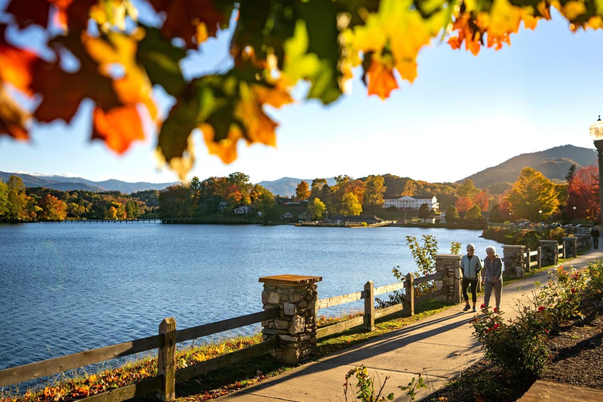 Вилла Mountain Peace Lake Junaluska Экстерьер фото